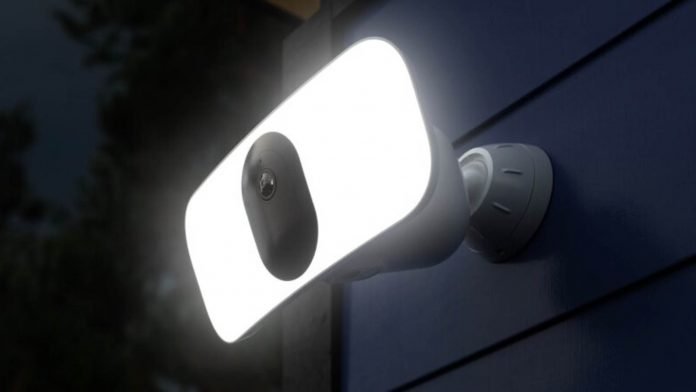 Arlo Pro 3 Floodlight cam HomeKit support