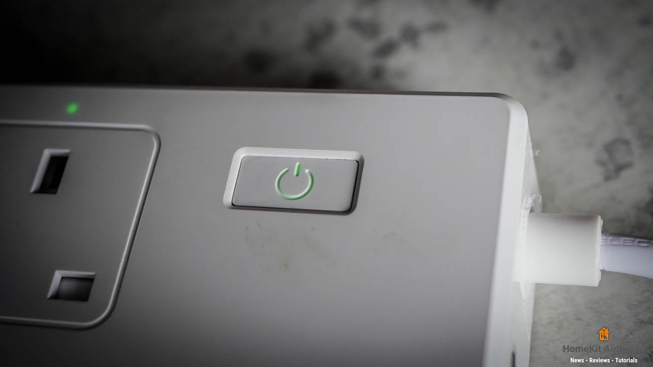 Meross smart power strip button